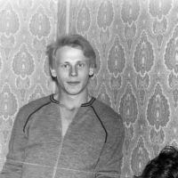 В бытовке - После работы