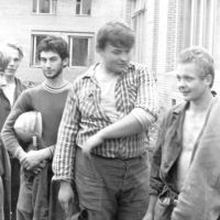 На стройке - Альбертыч и ребята